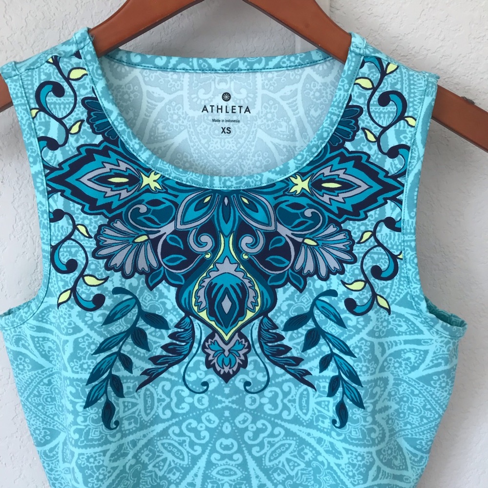 Athleta Tribal Printed Muscle Up Tank Top Blue - Picture 4 of 7